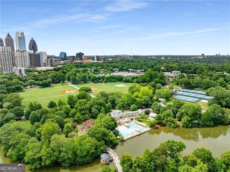 1055 Piedmont Avenue Atlanta - 35