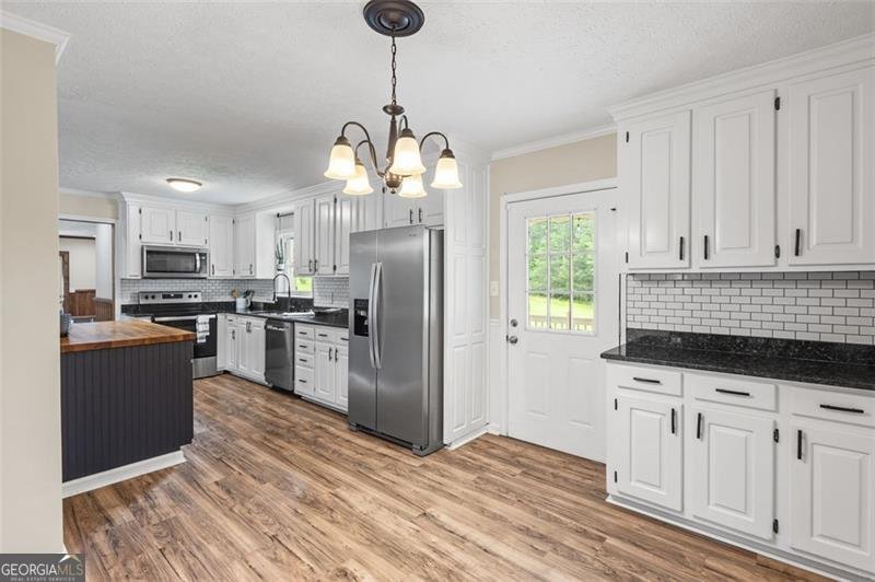 140 SHADYFIELD Bishop - 18