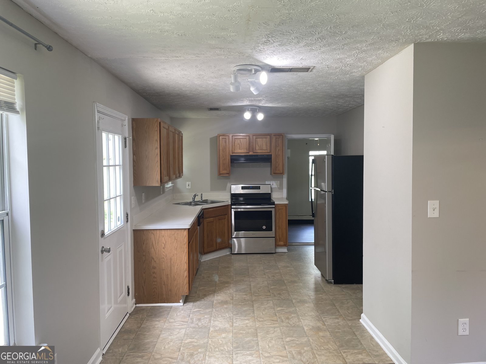 5465 Twin Lakes Drive College Park - 4