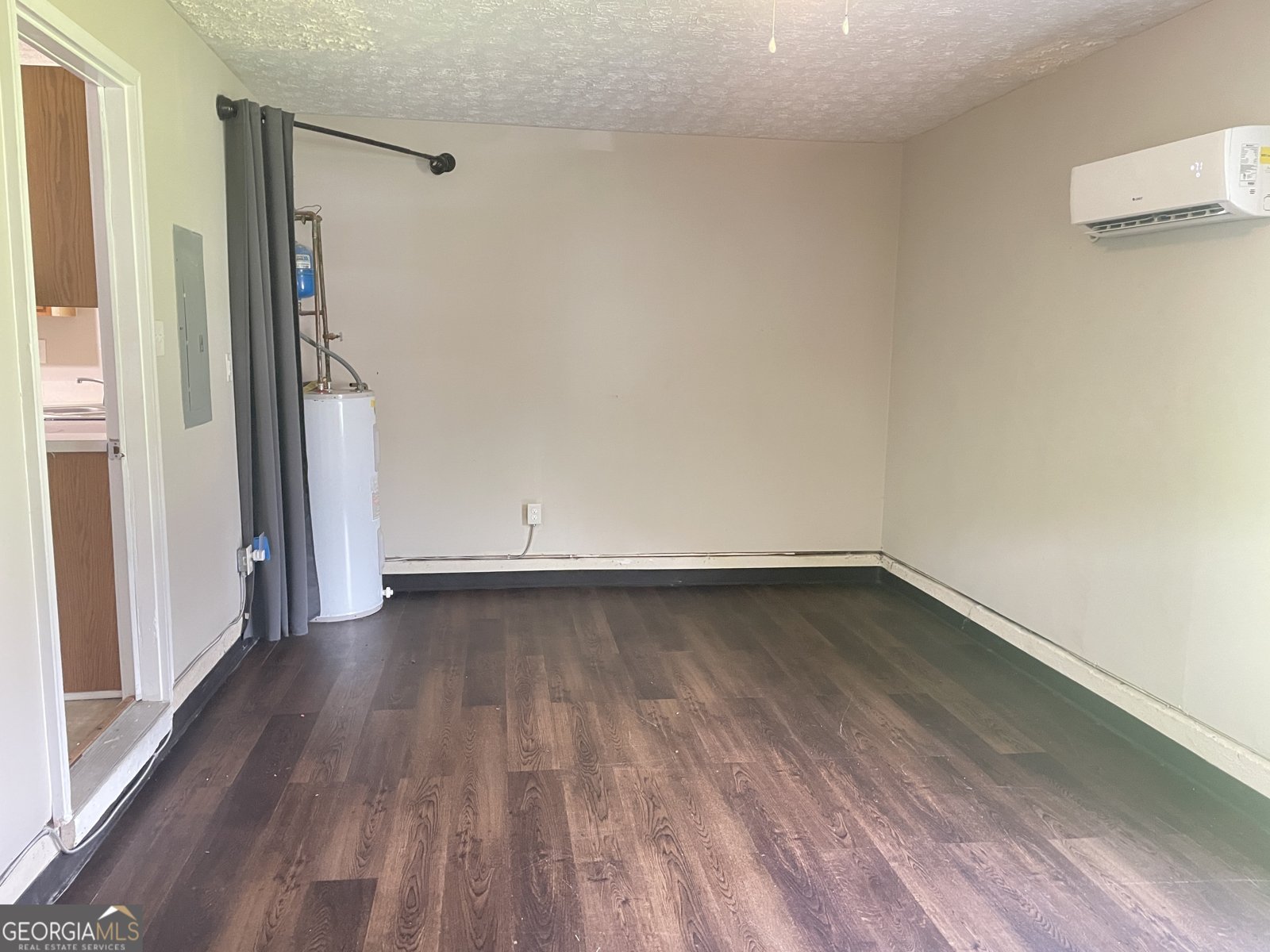 5465 Twin Lakes Drive College Park - 9
