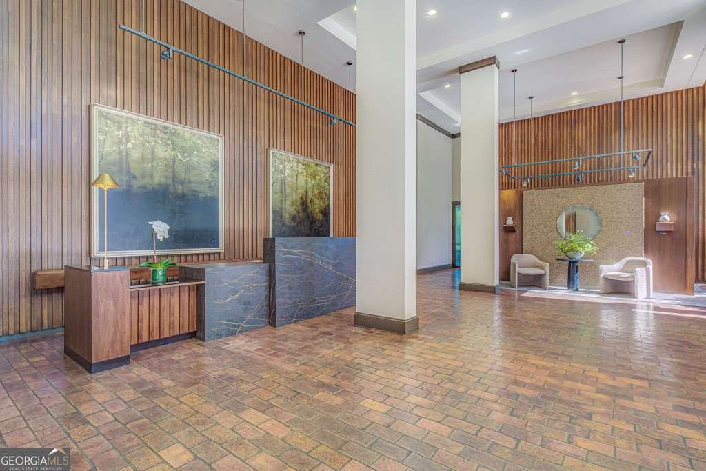 2575 Peachtree Road Atlanta - 23