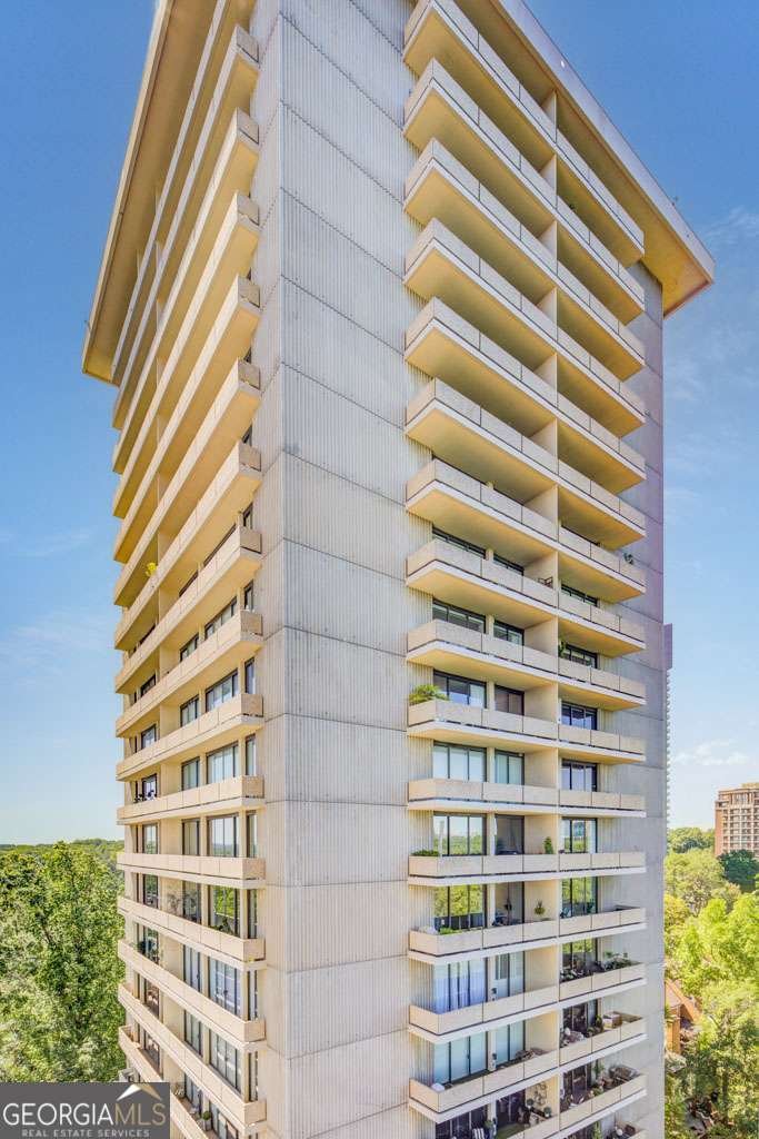 2575 Peachtree Road Atlanta - 28