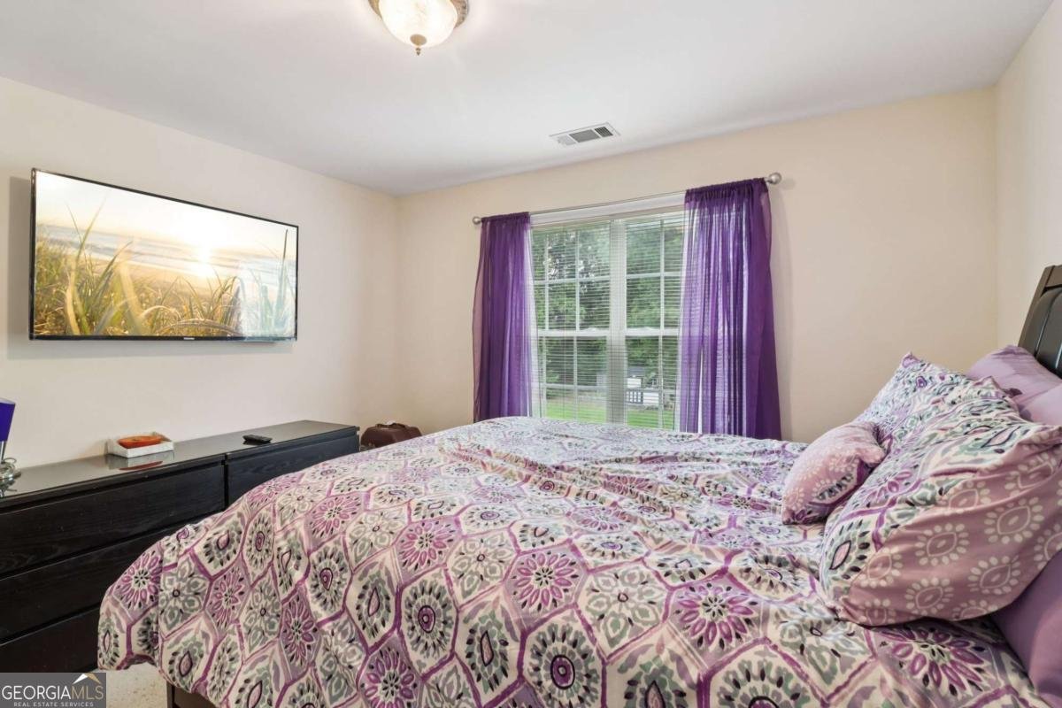 3223 Thornecreek Drive Douglasville - 38