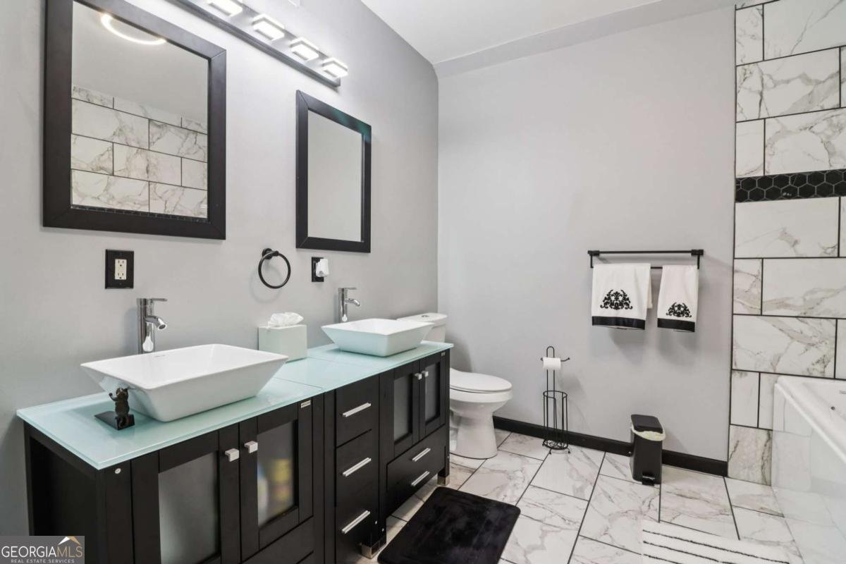 3223 Thornecreek Drive Douglasville - 49