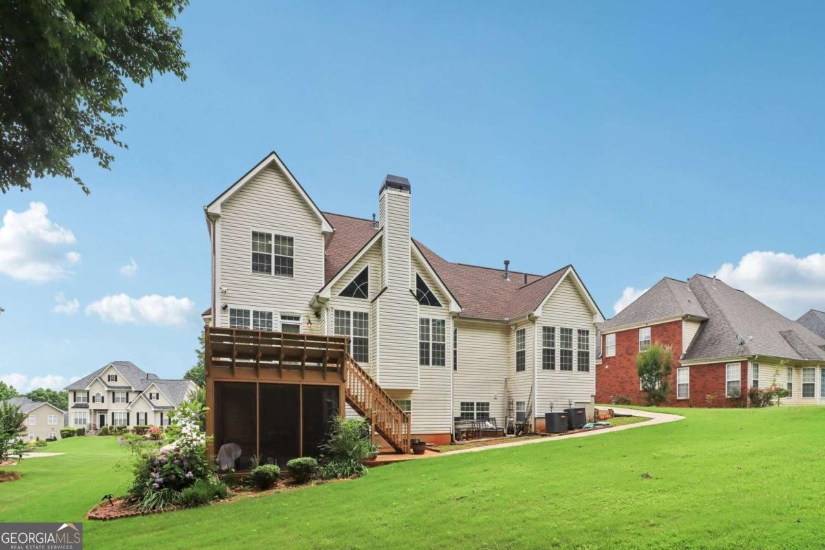 3223 Thornecreek Drive Douglasville - 66