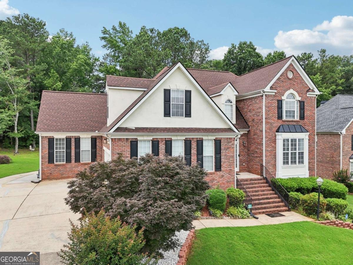 3223 Thornecreek Drive Douglasville - 74