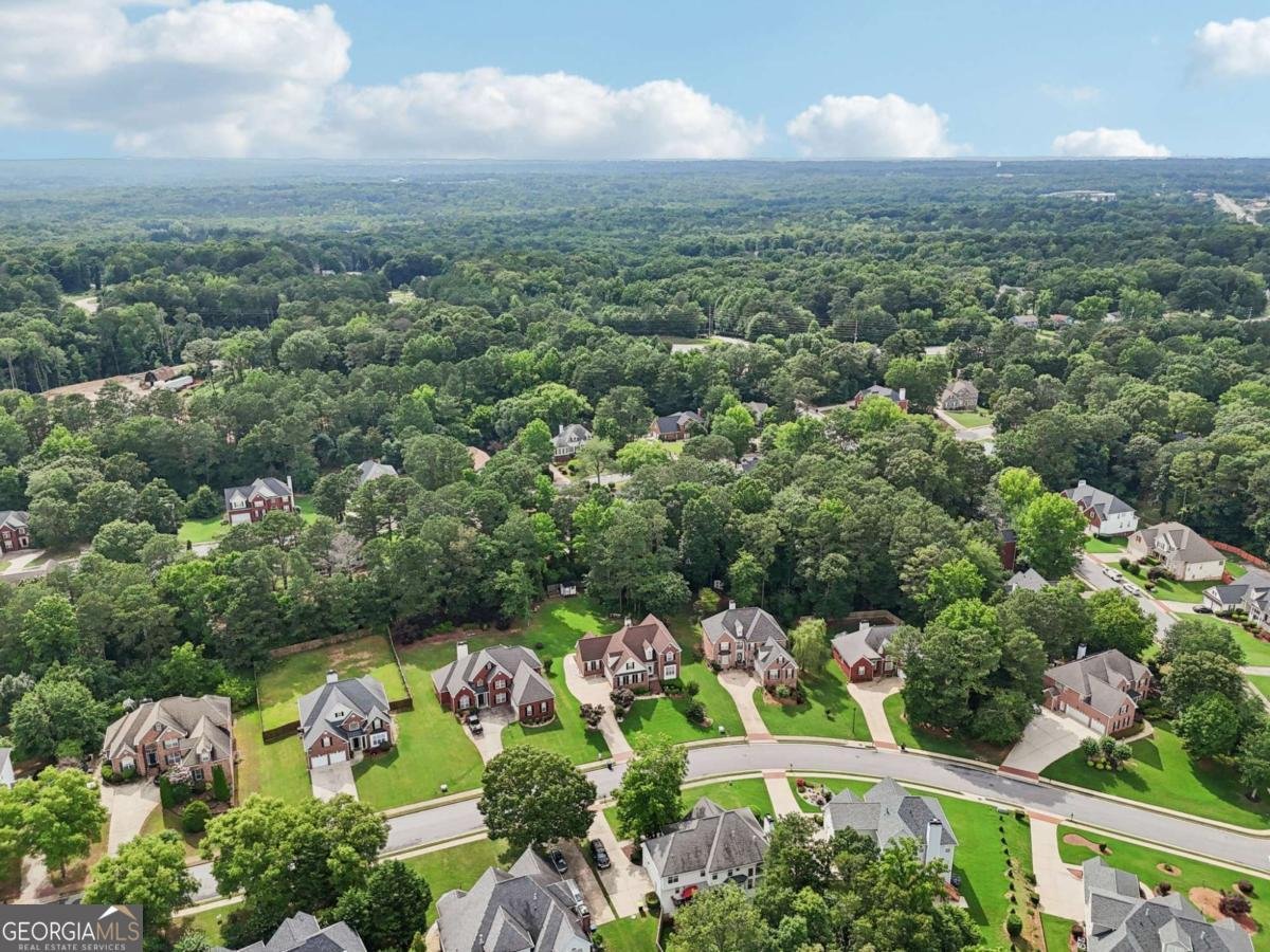 3223 Thornecreek Drive Douglasville - 77