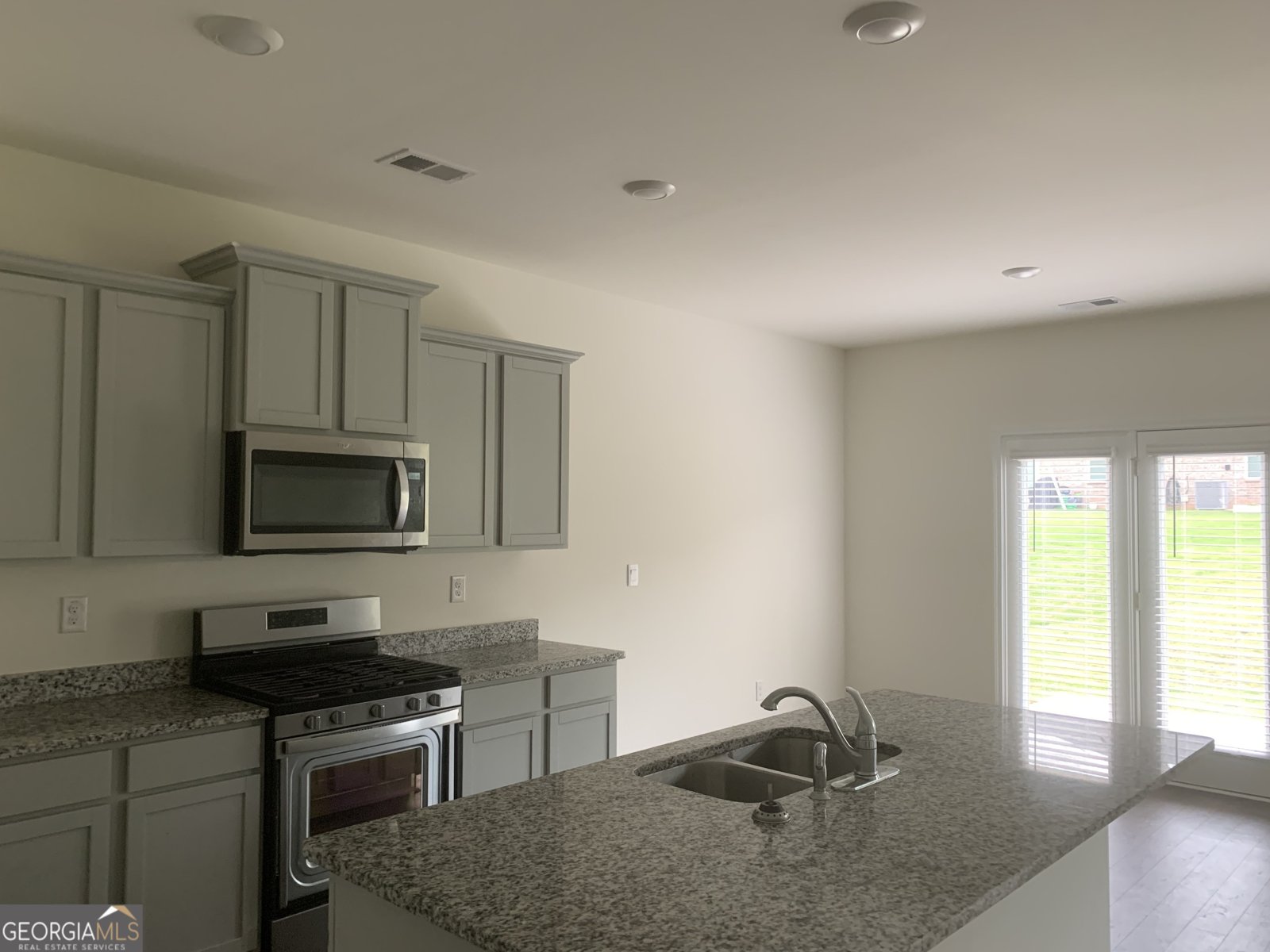 1636 Jersey Drive Stockbridge - 2
