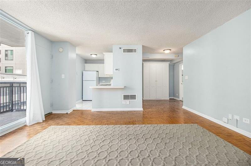 620 PEACHTREE Street Atlanta - 4