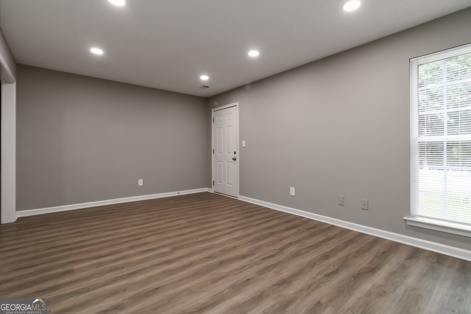 5817 Amerson Lane Ellenwood - 24