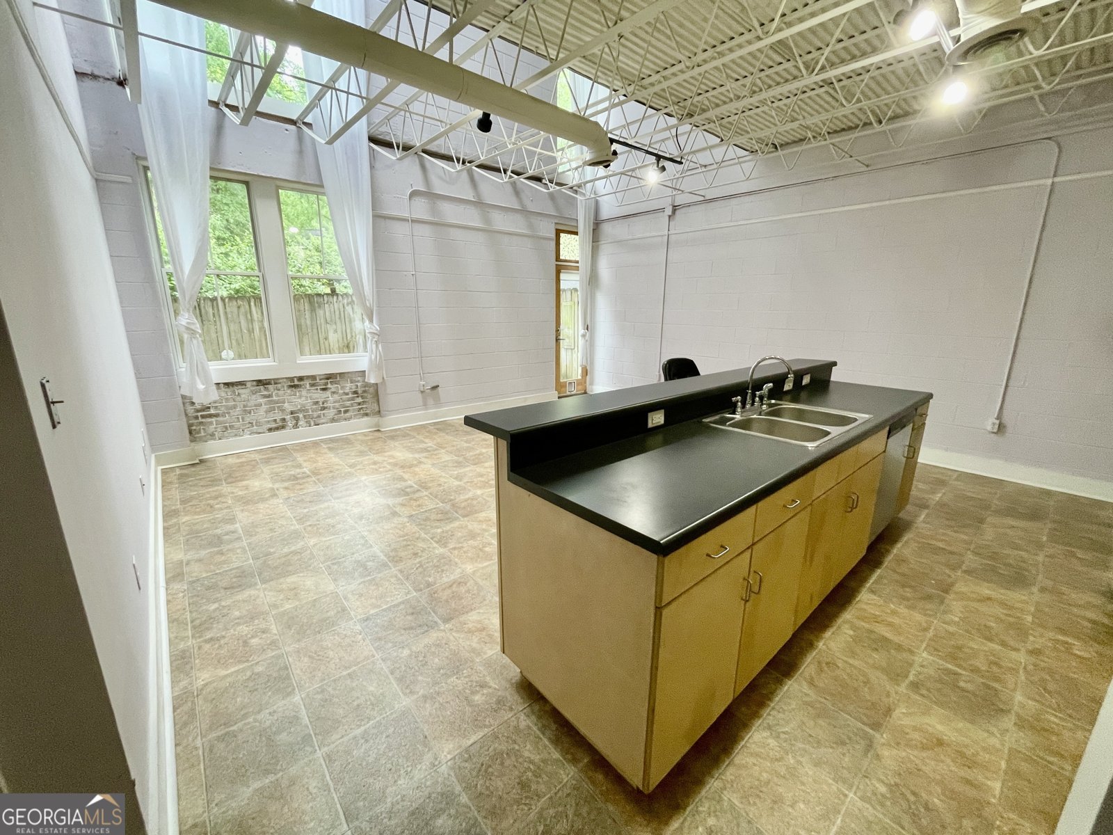 1295 Broad Street Athens - 2