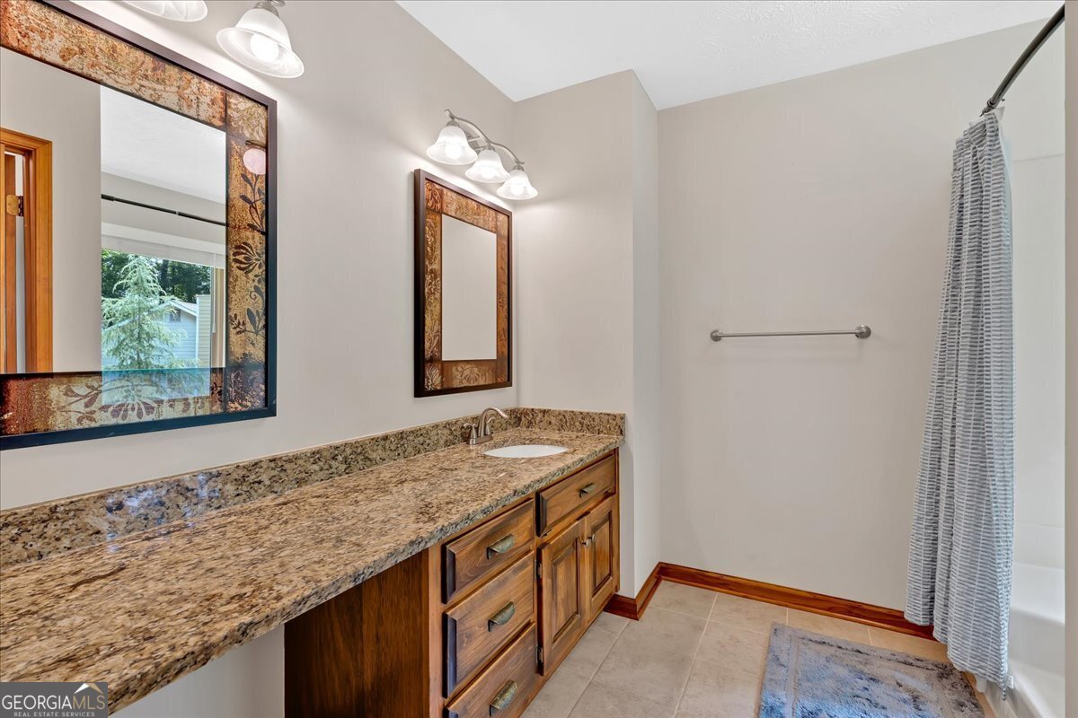 328 West Lane Woodstock - 13