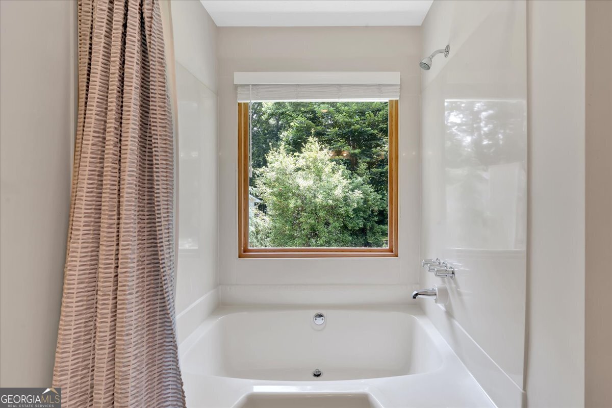 328 West Lane Woodstock - 15