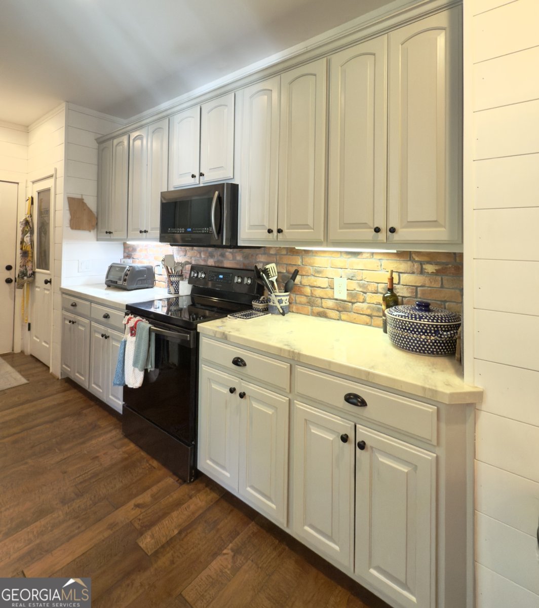 146 Skunk Hollow Road Cleveland - 15