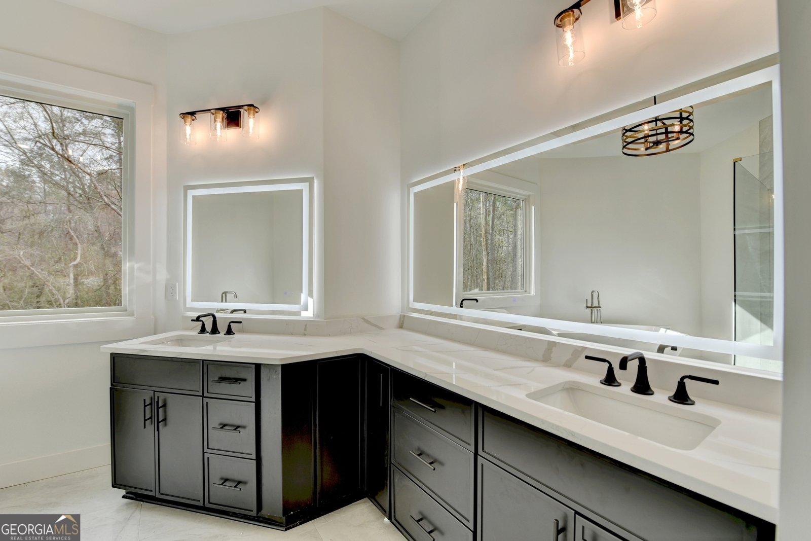 4090 Sandy Lake Drive Lithonia - 57