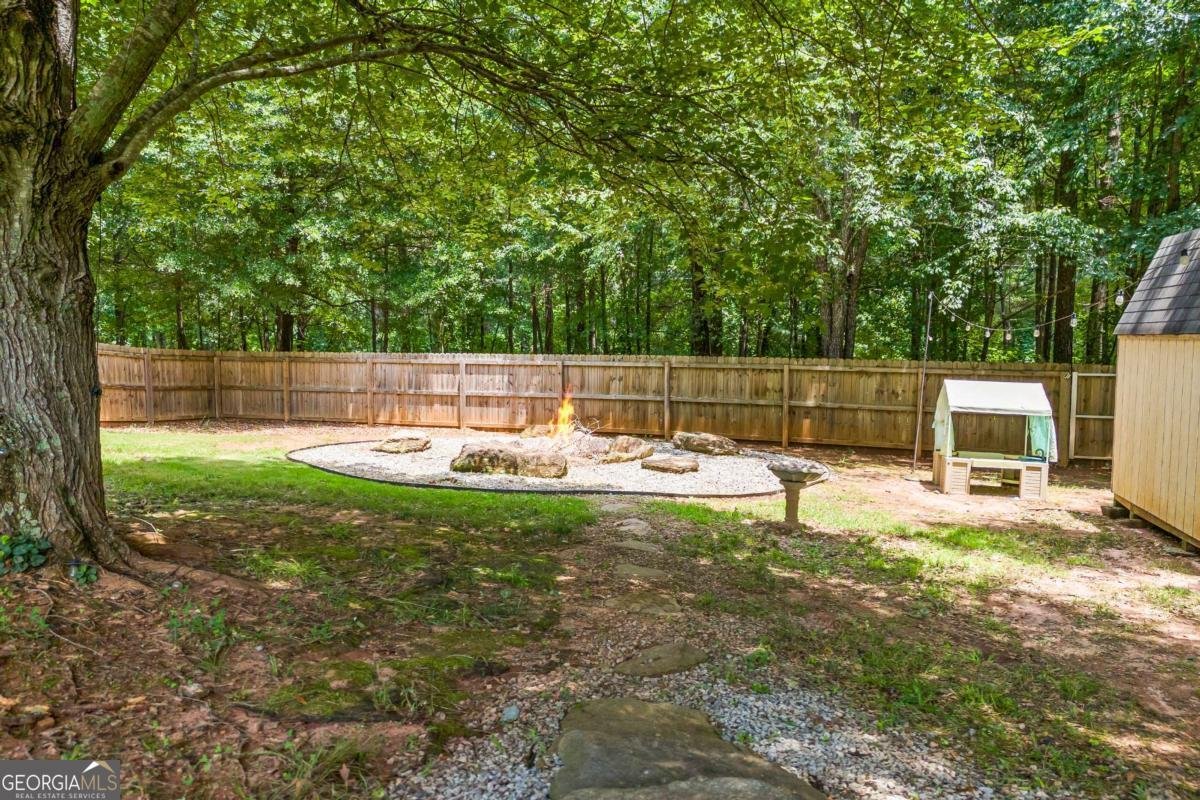 560 Pin Oak Drive Bethlehem - 1