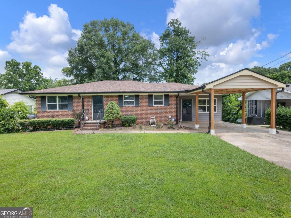 440 Holly Drive Gainesville - 1
