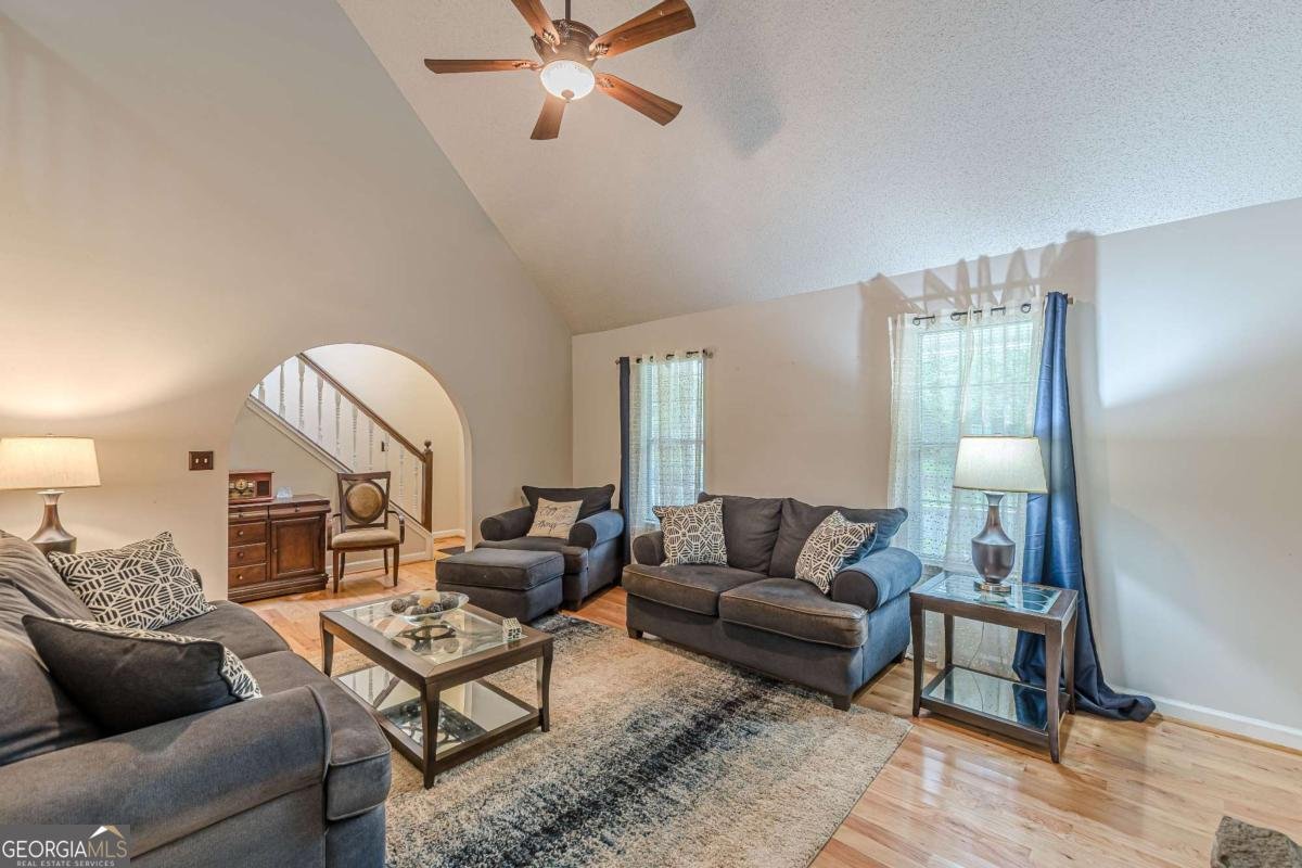 5609 Twin Oak Drive Douglasville - 18