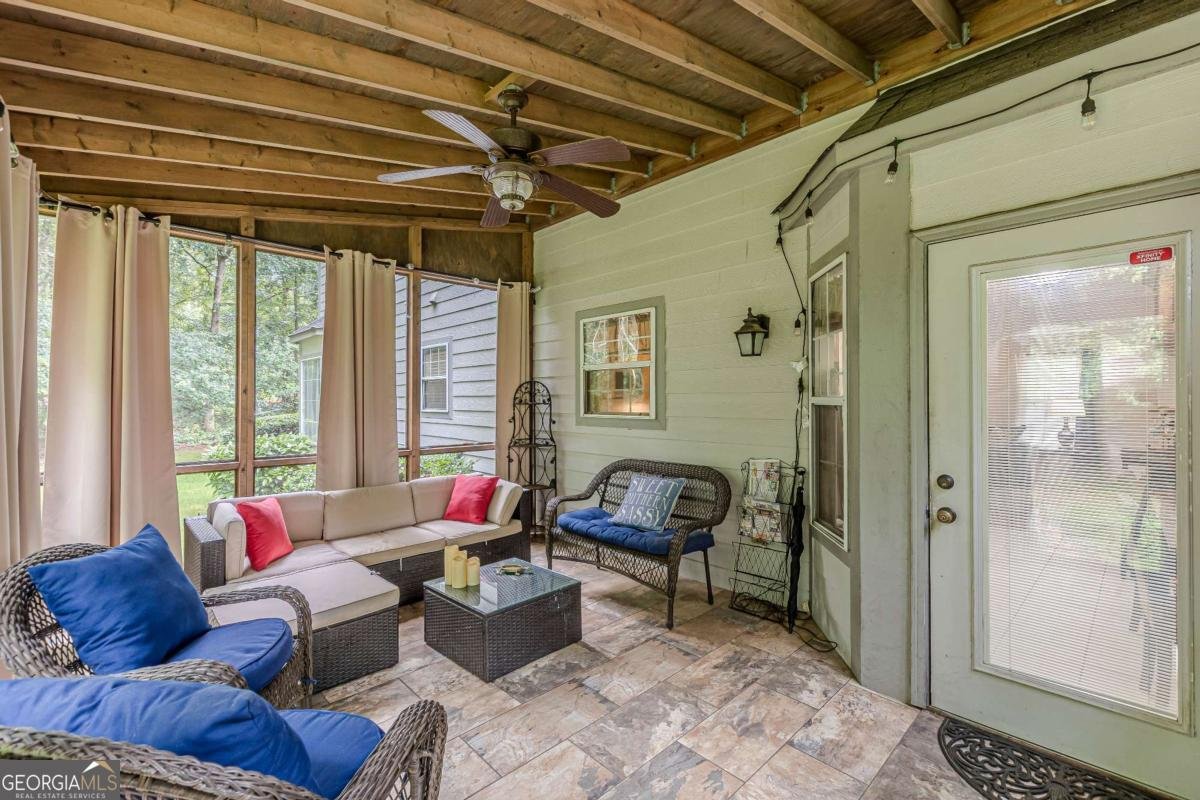 5609 Twin Oak Drive Douglasville - 22
