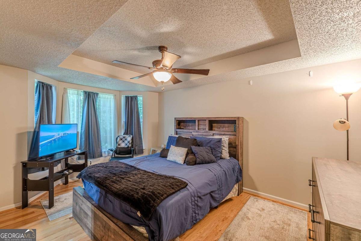 5609 Twin Oak Drive Douglasville - 34