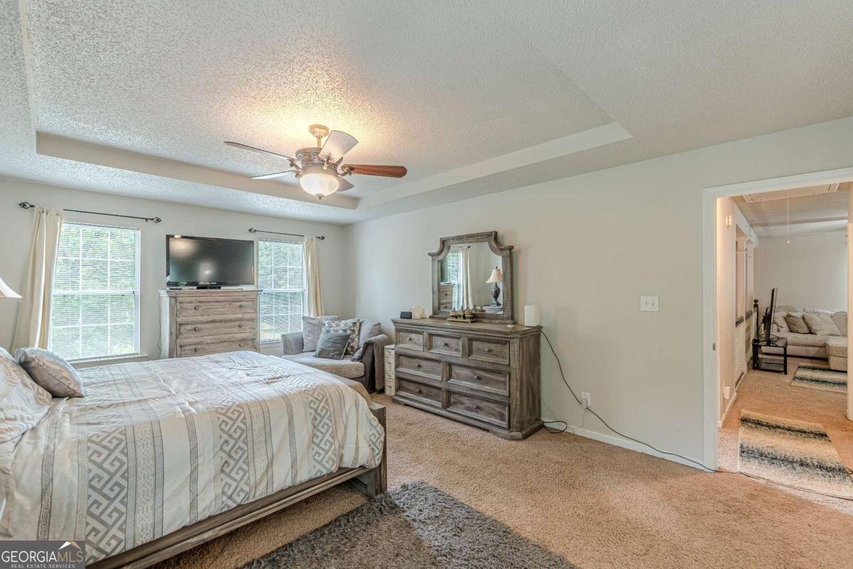 5609 Twin Oak Drive Douglasville - 44