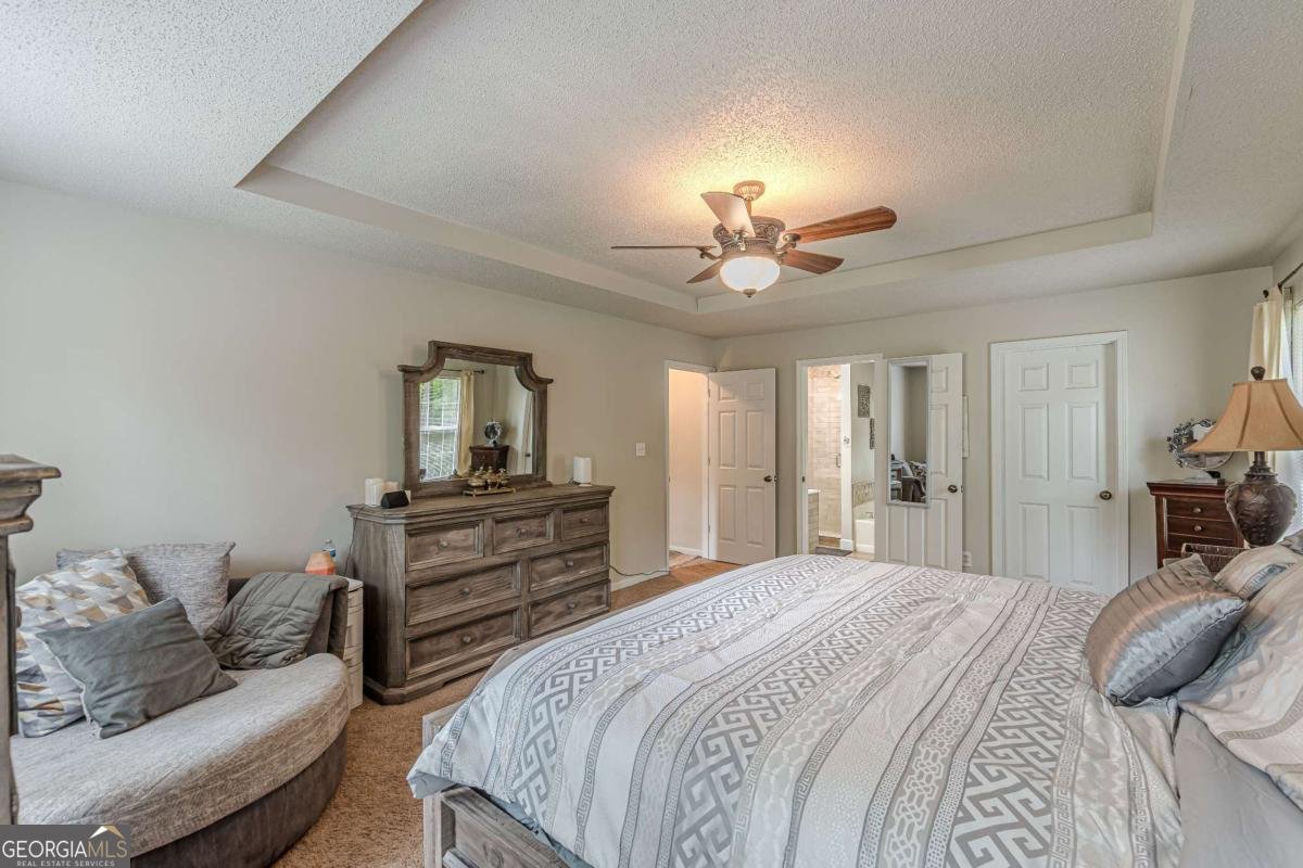 5609 Twin Oak Drive Douglasville - 45