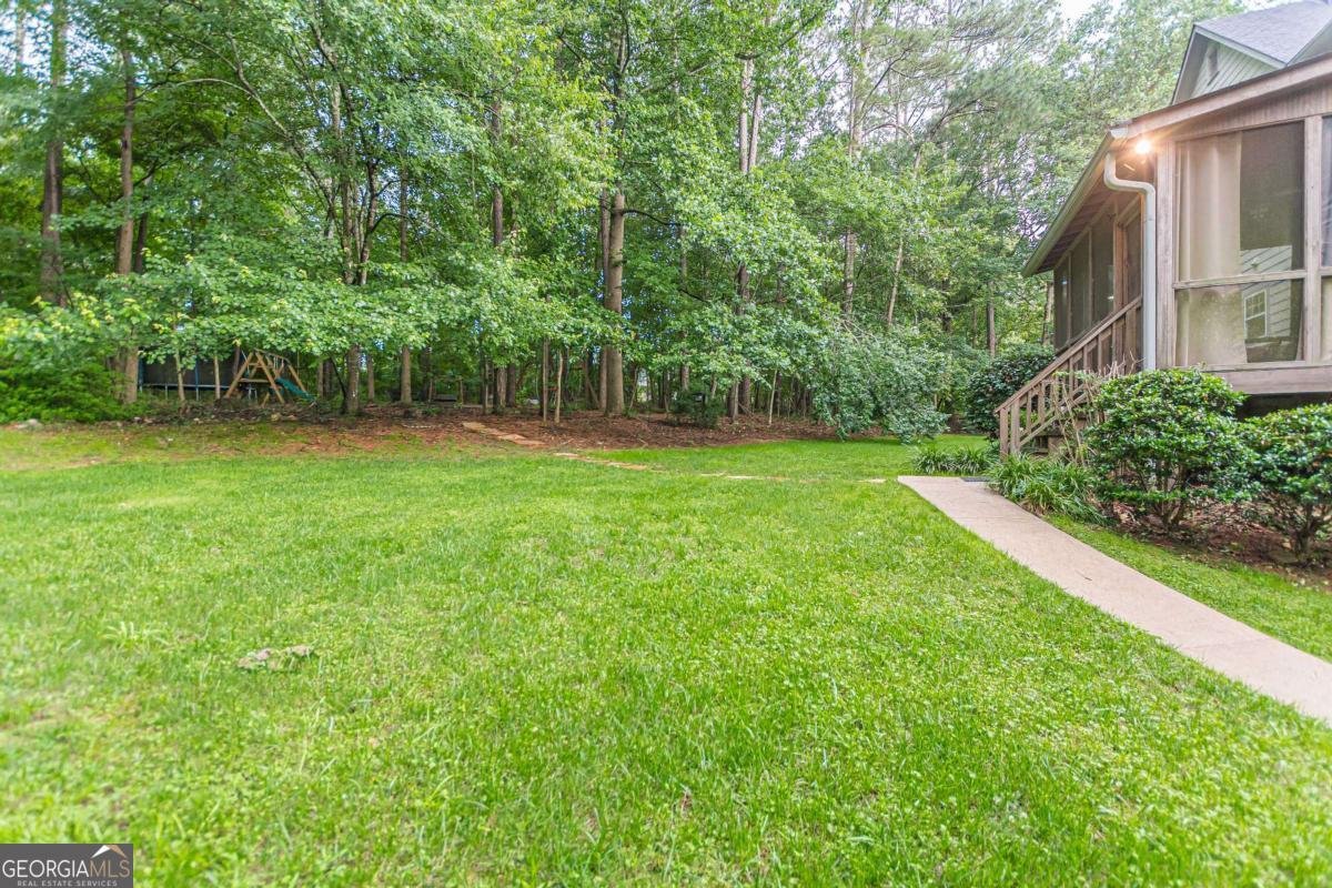 5609 Twin Oak Drive Douglasville - 5
