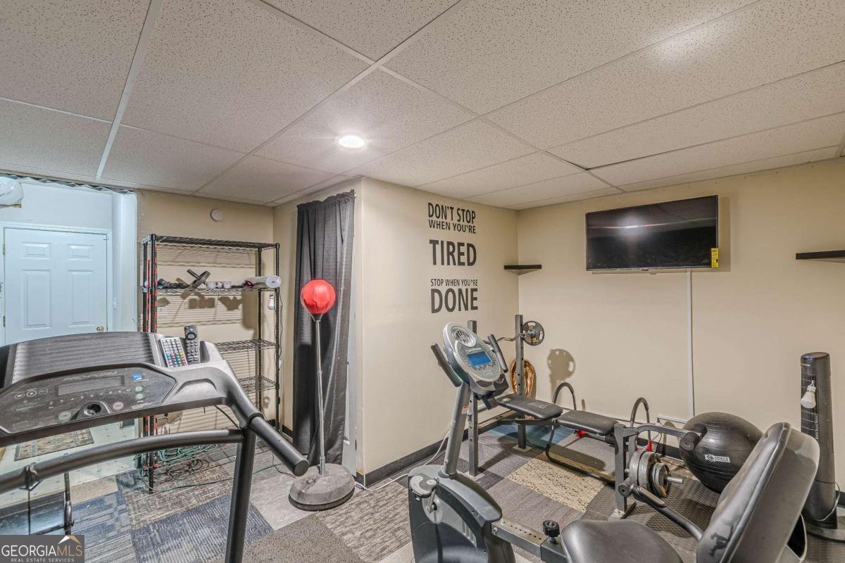 5609 Twin Oak Drive Douglasville - 51