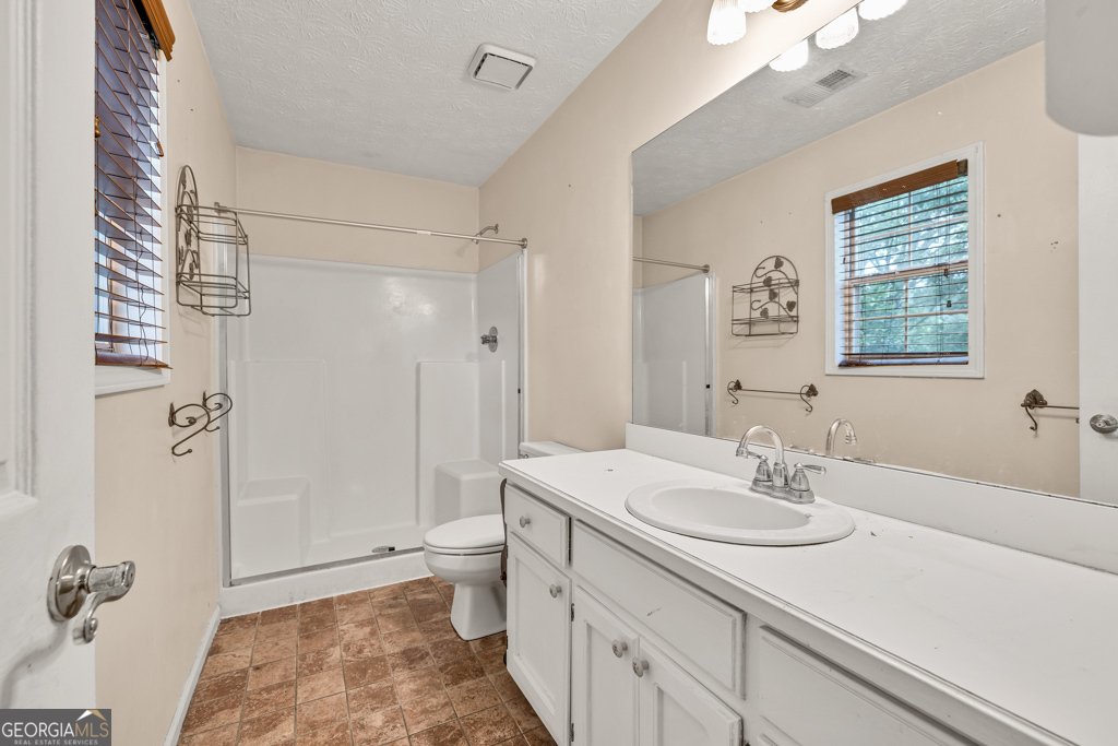 4444 Cannon Road Loganville - 39