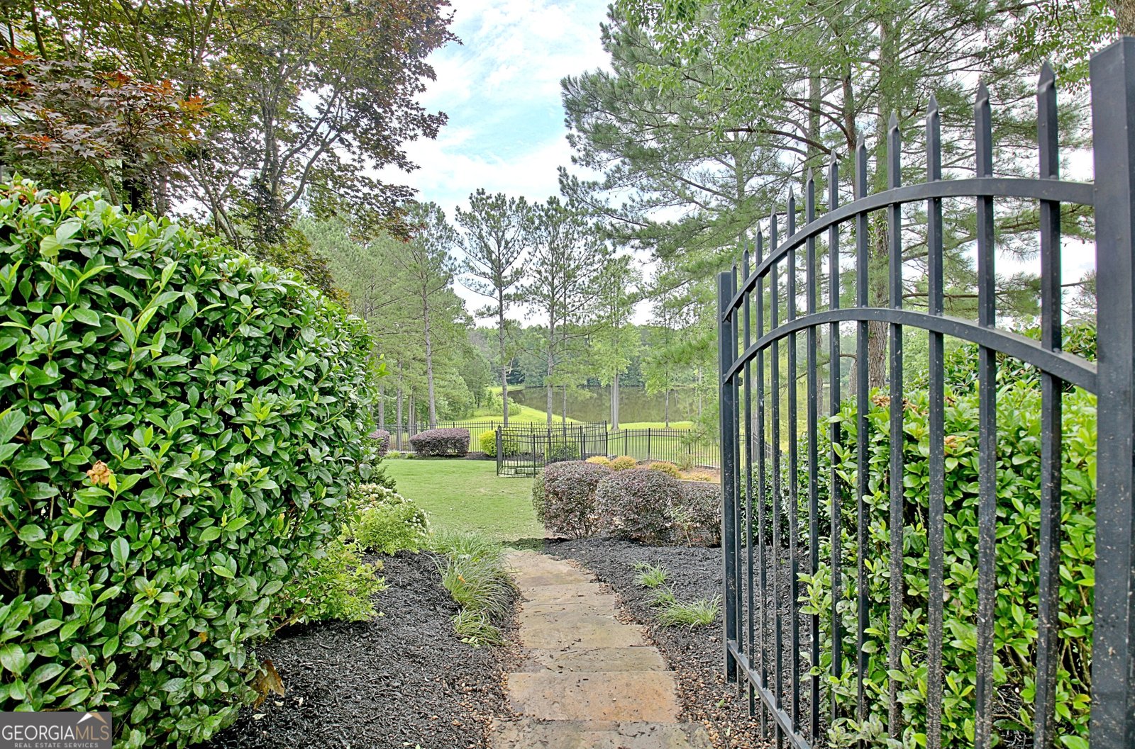383 Beaumont Farms Drive Sharpsburg - 91