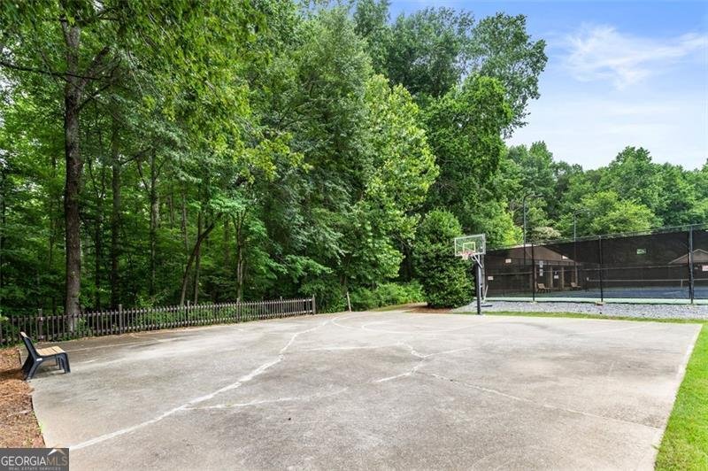 4401 MADISON WOODS Drive Marietta - 19