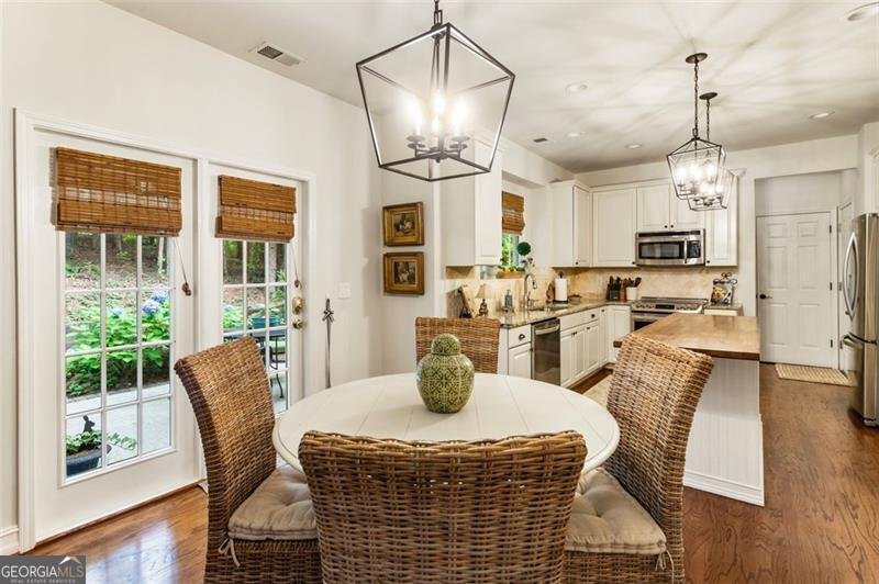 4401 MADISON WOODS Drive Marietta - 22