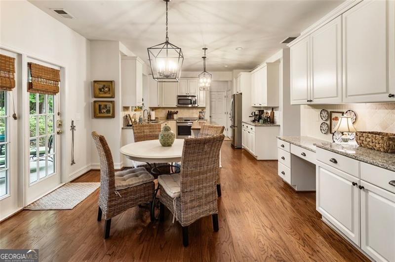 4401 MADISON WOODS Drive Marietta - 25