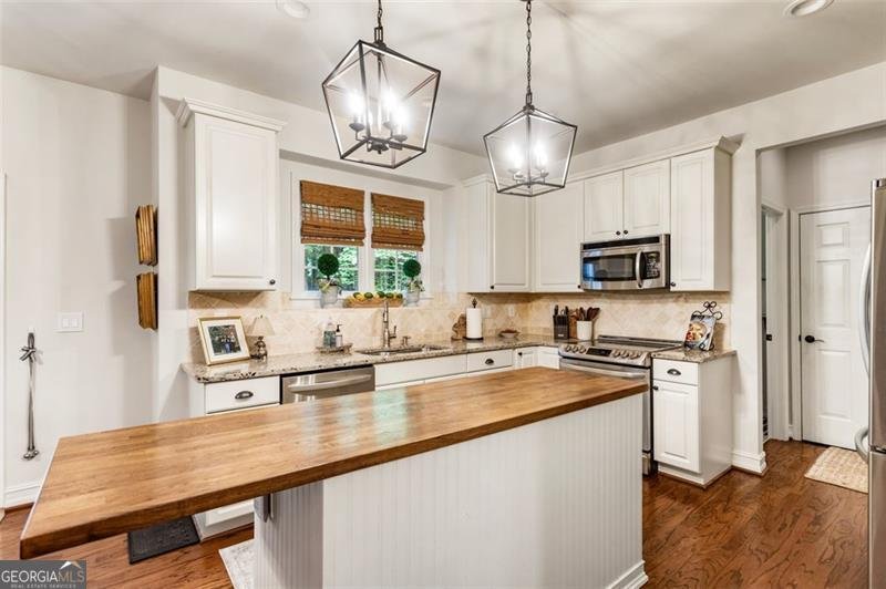 4401 MADISON WOODS Drive Marietta - 27
