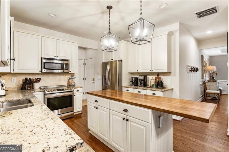 4401 MADISON WOODS Drive Marietta - 28