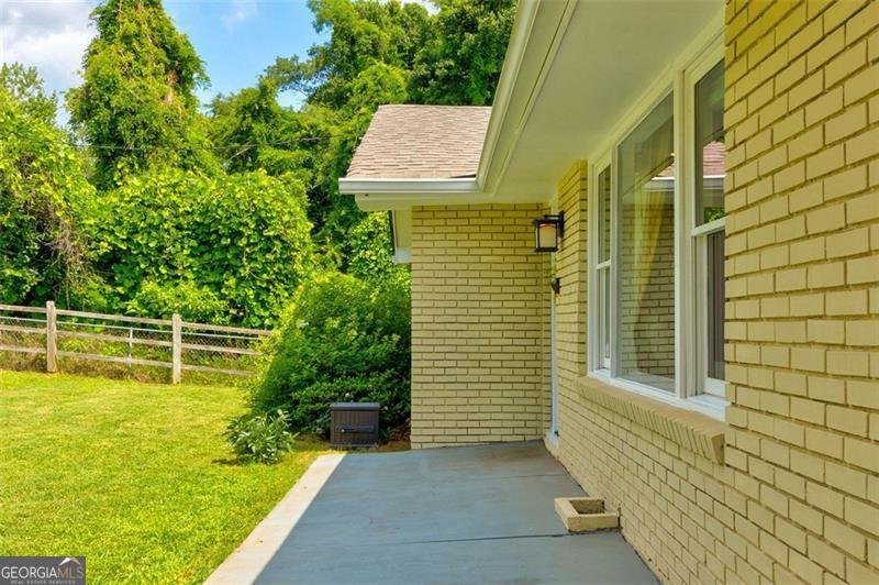 1848 Winthrop Drive Atlanta - 3