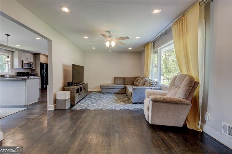 1848 Winthrop Drive Atlanta - 8