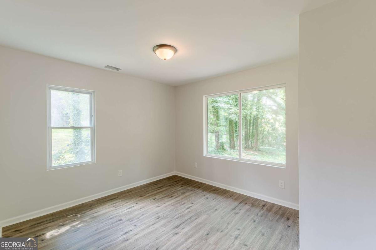 2806 Hedgewood Drive Atlanta - 27