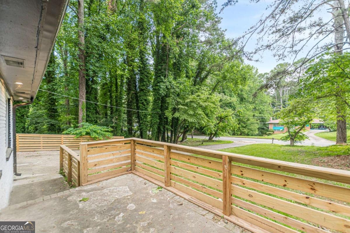 2806 Hedgewood Drive Atlanta - 8