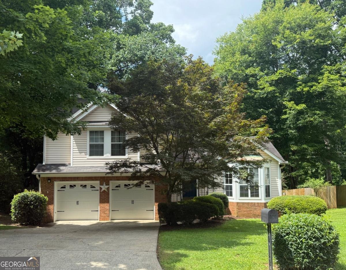 1035 Towne Manor Court Kennesaw - 1