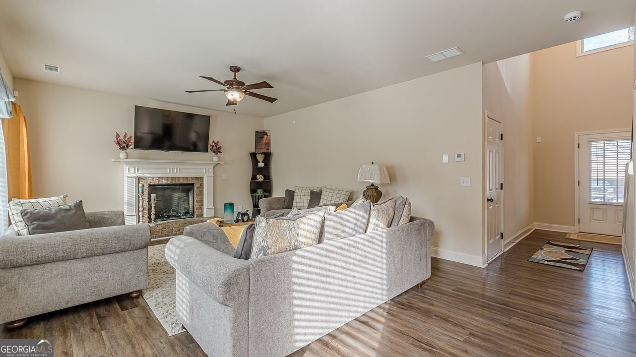 879 TRANQUIL Way Hampton - 12