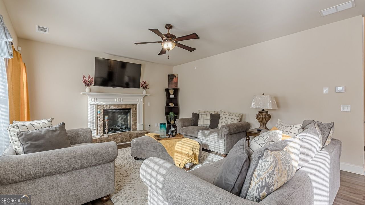 879 TRANQUIL Way Hampton - 13