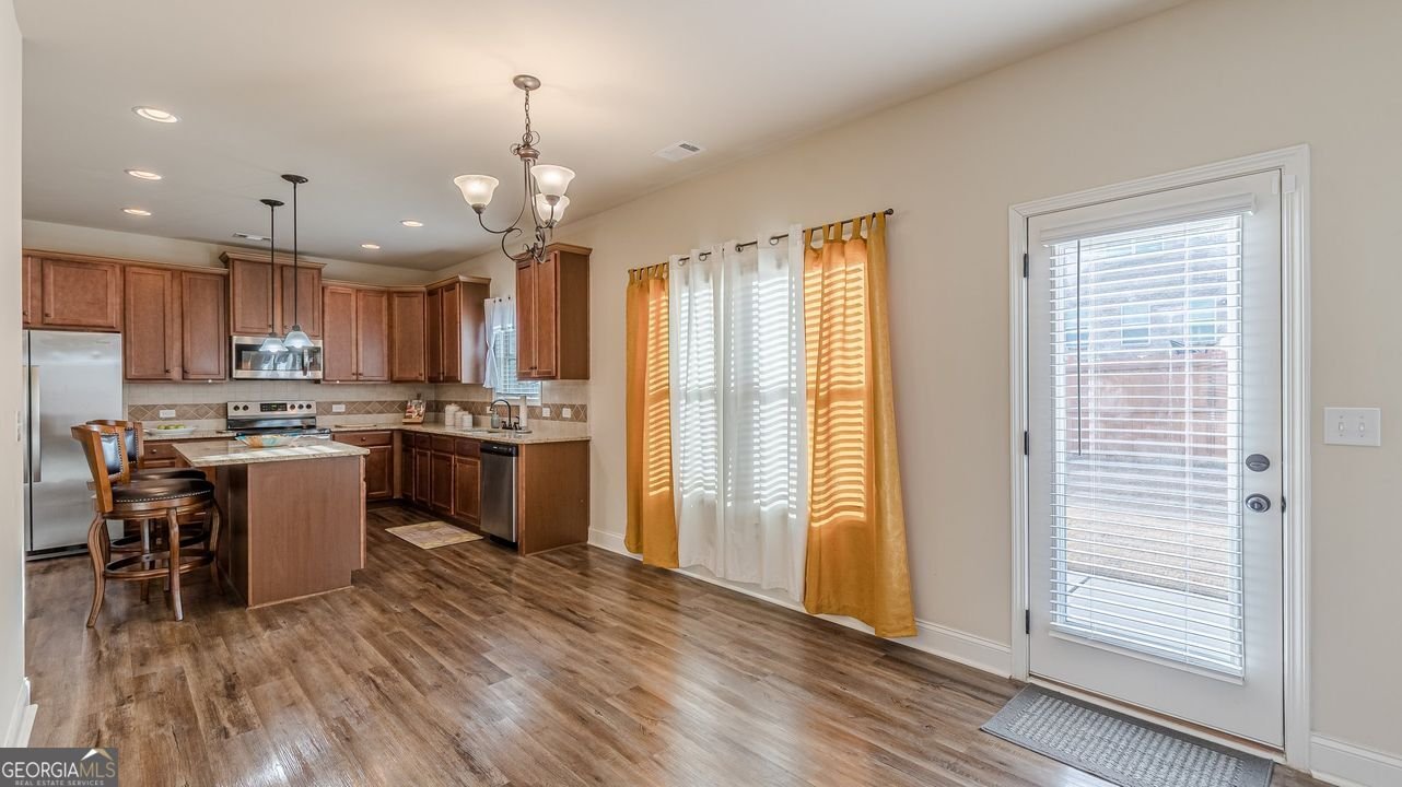 879 TRANQUIL Way Hampton - 17