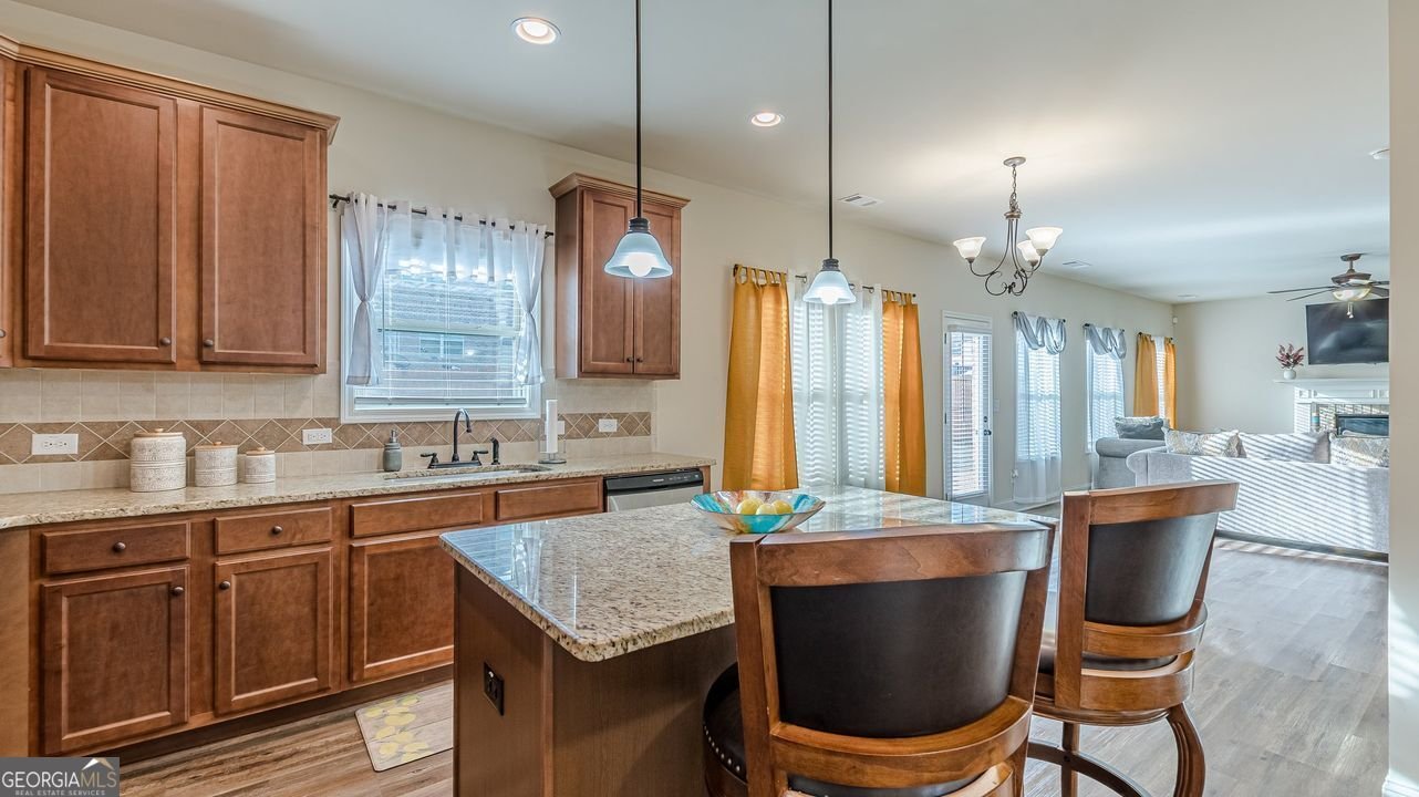 879 TRANQUIL Way Hampton - 22