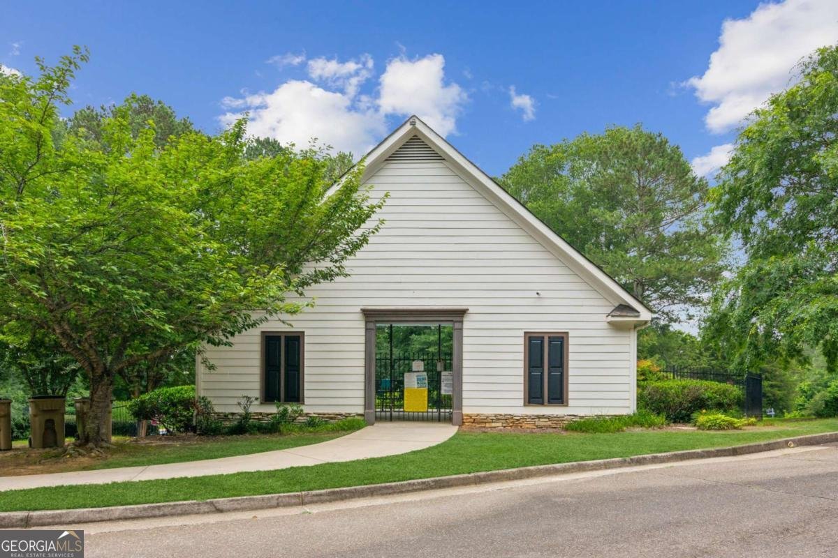 8085 River Chase Drive Ball Ground - 27