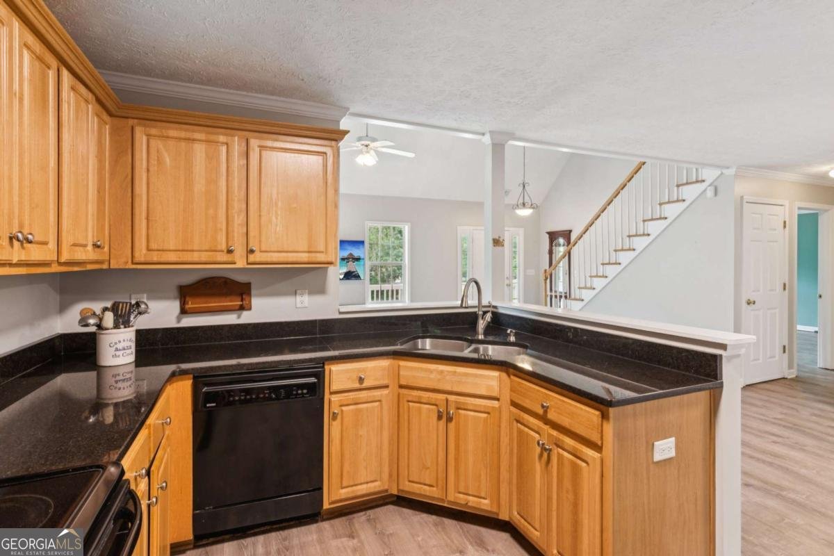 8085 River Chase Drive Ball Ground - 8