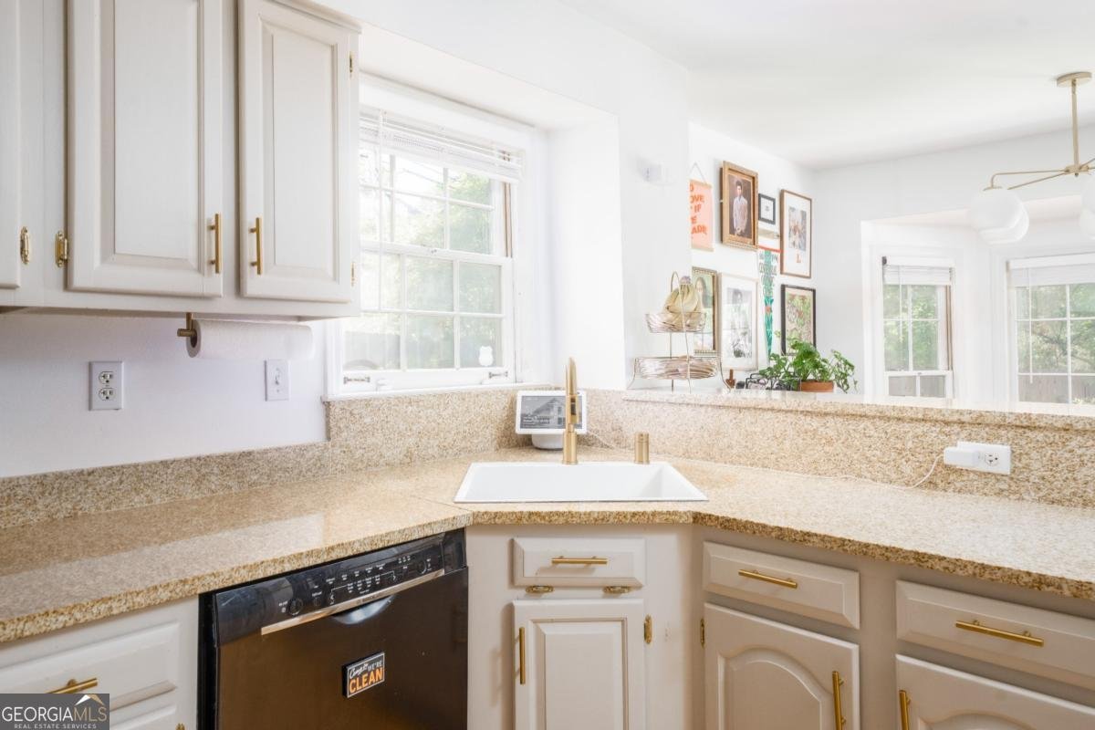 1348 Sheffield Glen Way Atlanta - 13