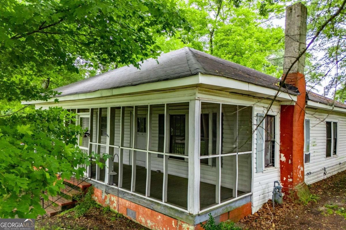 6539 Strickland Street Douglasville - 38