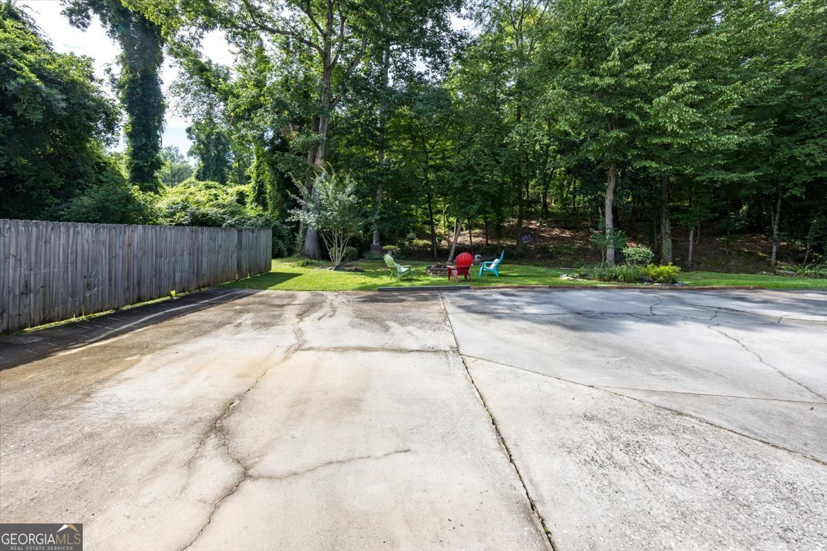 143 Braxton Drive Macon - 27