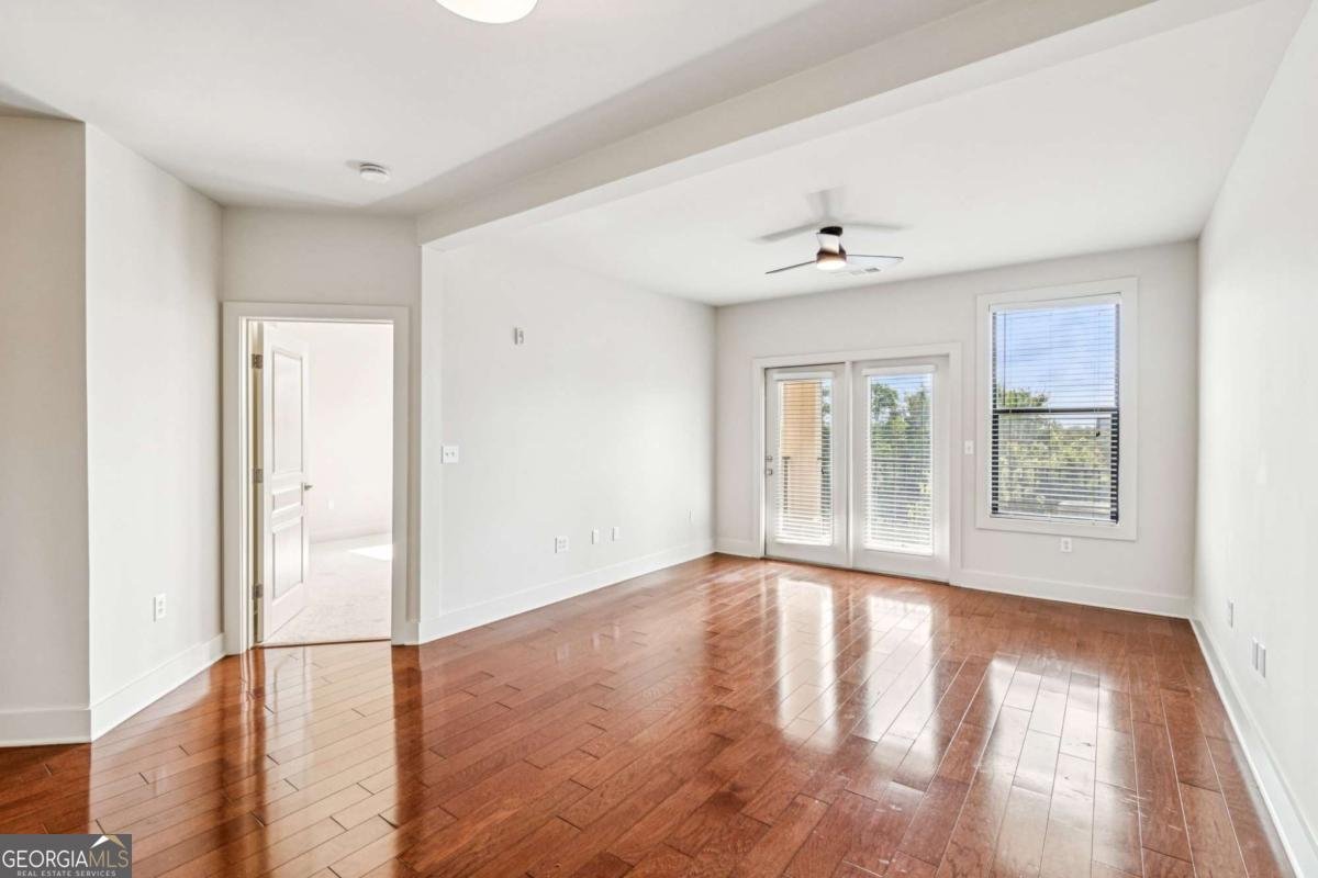 799 Hammond Drive Atlanta - 11